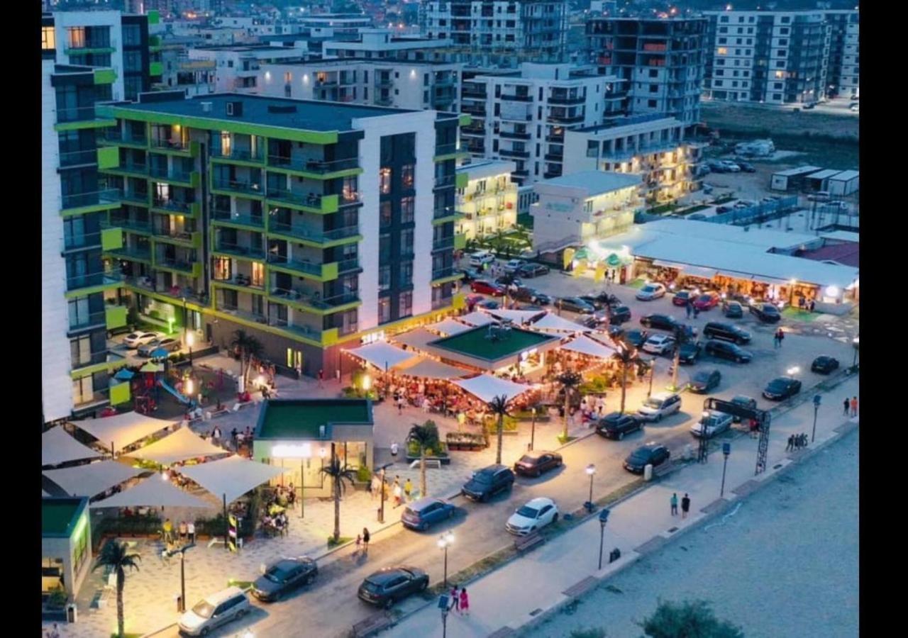 Eka Studio - Pool & Spa Beach Resort Năvodari Buitenkant foto