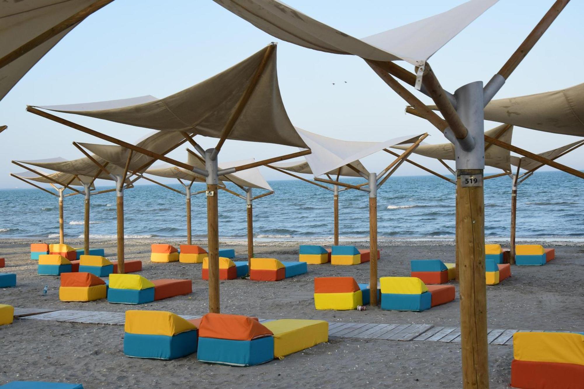 Eka Studio - Pool & Spa Beach Resort Năvodari Buitenkant foto