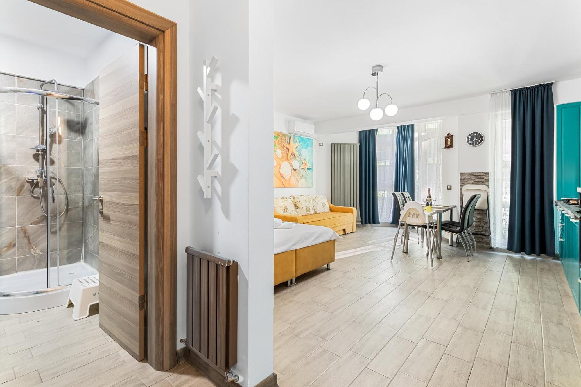 Eka Studio - Pool & Spa Beach Resort Năvodari Buitenkant foto