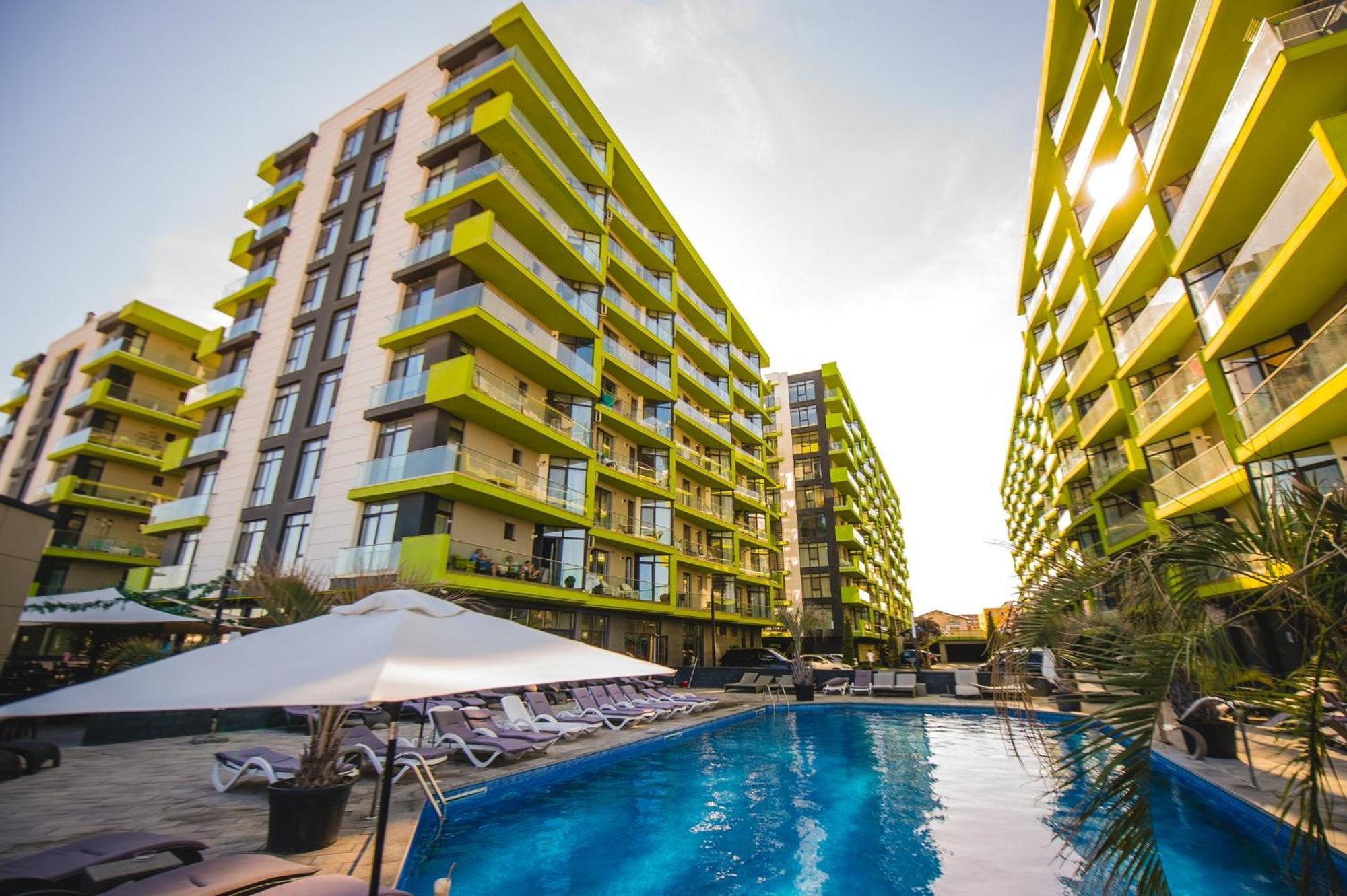 Eka Studio - Pool & Spa Beach Resort Năvodari Buitenkant foto
