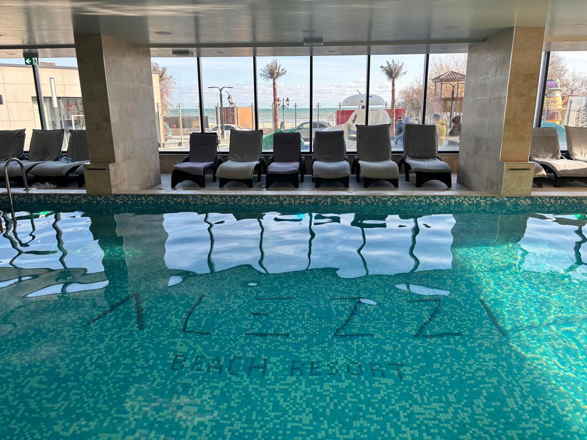 Eka Studio - Pool & Spa Beach Resort Năvodari Buitenkant foto