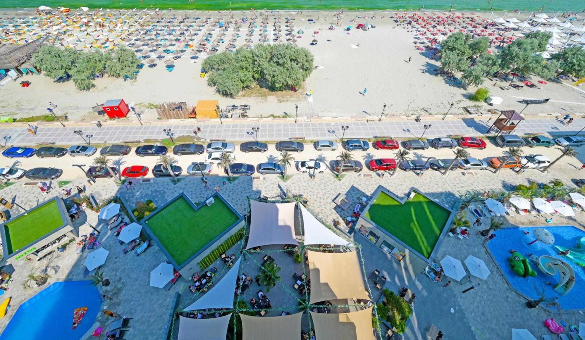 Eka Studio - Pool & Spa Beach Resort Năvodari Buitenkant foto